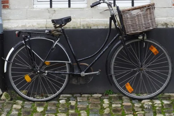 cobblestone cycling classic